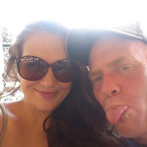 Meet your Posher, Elise